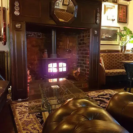 The Black Horse 3*